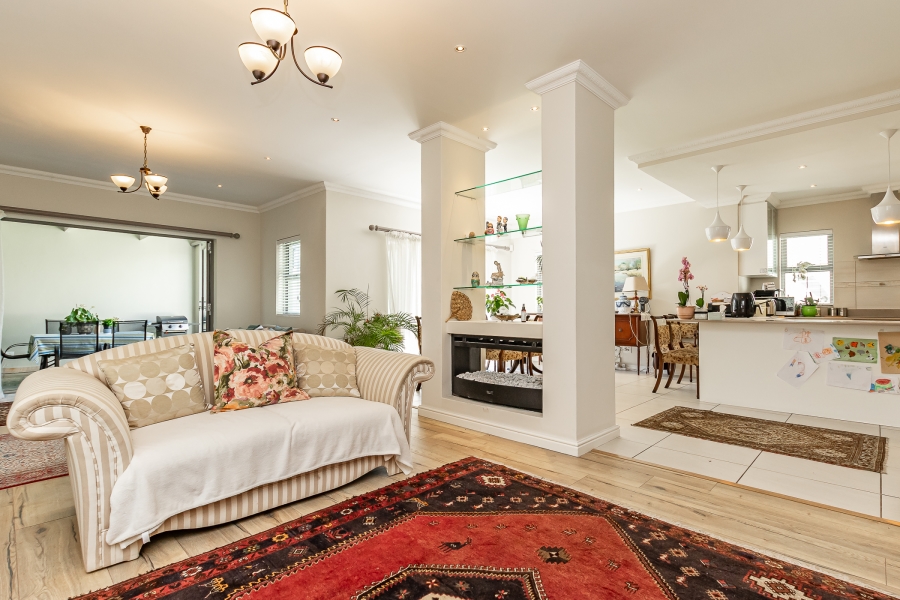 3 Bedroom Property for Sale in Claremont Upper Western Cape